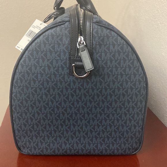 SOLD DO NOT BUY🎒Micheal Kors Logo Harrison Travel Duffle Bag!!!! - Picture 9 of 12